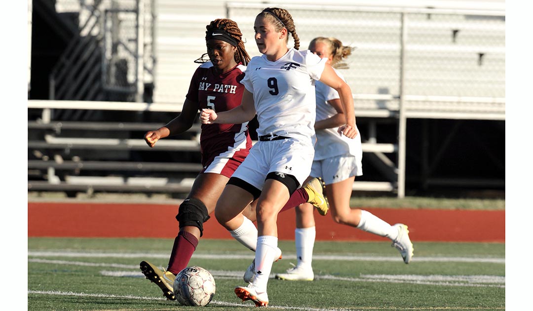 Women's Soccer Earns A Split Over The Weekend, Getting Another Win Over The UMPI Owls, 5-1