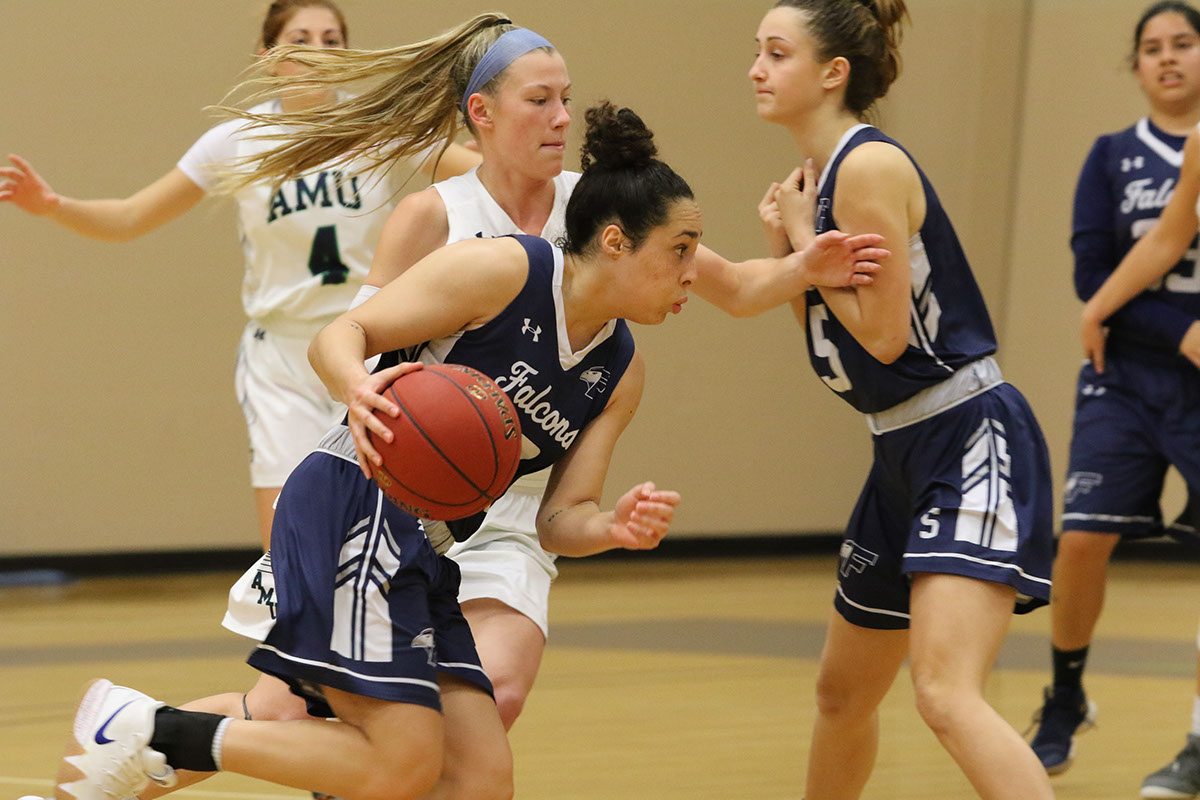 Women's Basketball Can't Come Up With The Victory Against Ave Maria University