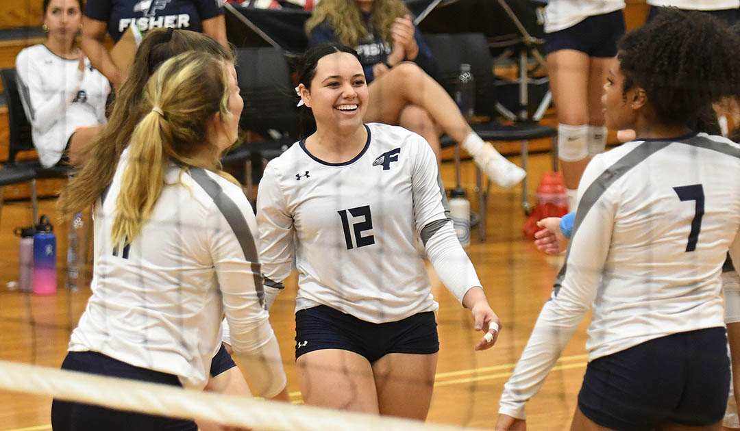 Women's Volleyball: Falcons sweep past WAU