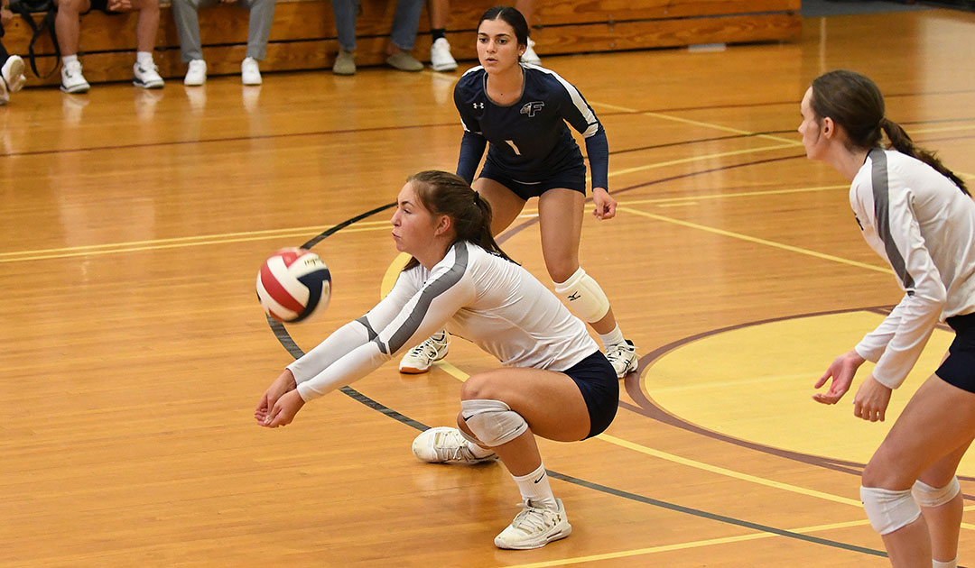 Women's Volleyball: Falcons clipped at Wellesley